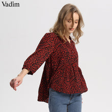 Load image into Gallery viewer, Vadim red V neck leopard print blouse animal pattern long sleeve pleated shirts female casual retro tops blusas mujer LA528